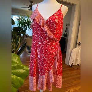NWOT Red Floral Wrap Dress 🪩